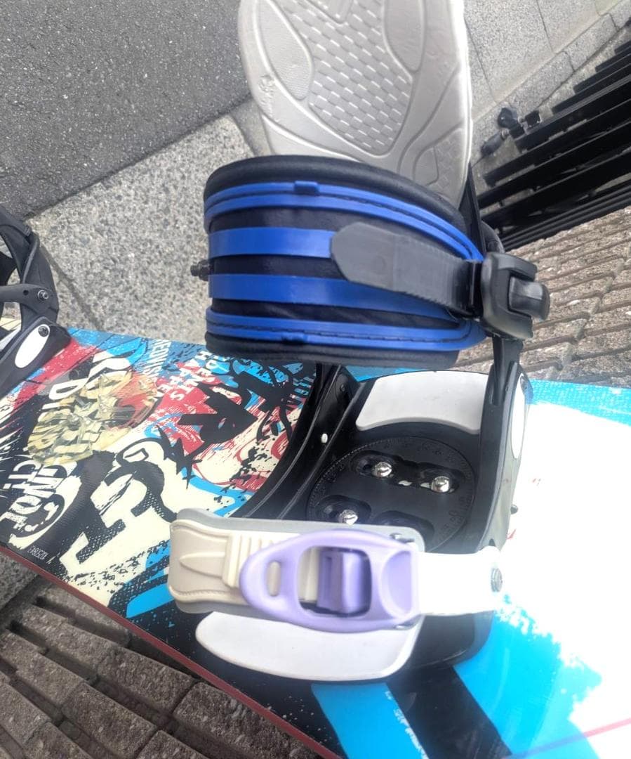 ロシニョール スノーボード DISTERCT 155cm バィンディング付き