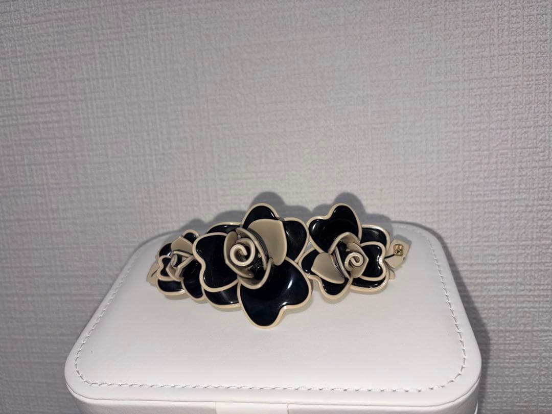 ALEXANDRE DE PARIS ヘアバレッタ