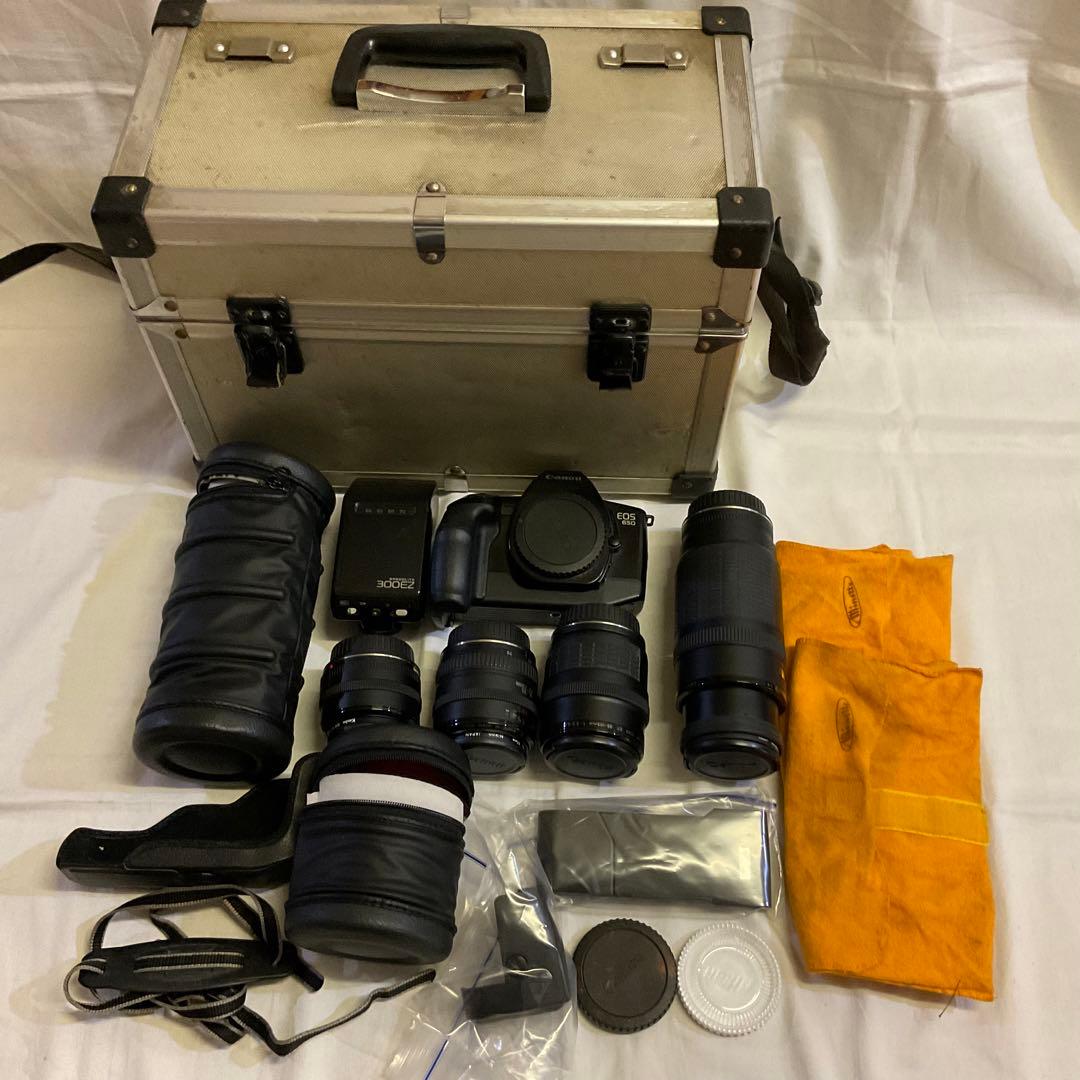 期間限定値下げ　キャノン　EOSレンズ各種4本+ストロボ+EOS650 +おまけ