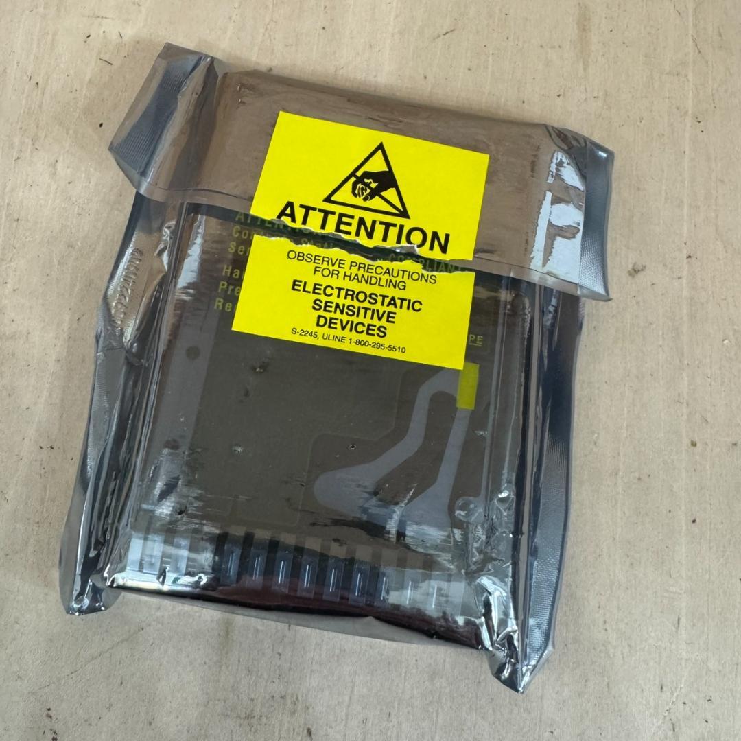 内蔵型ハードディスクドライブ HPE 781581-006 300GB HDD