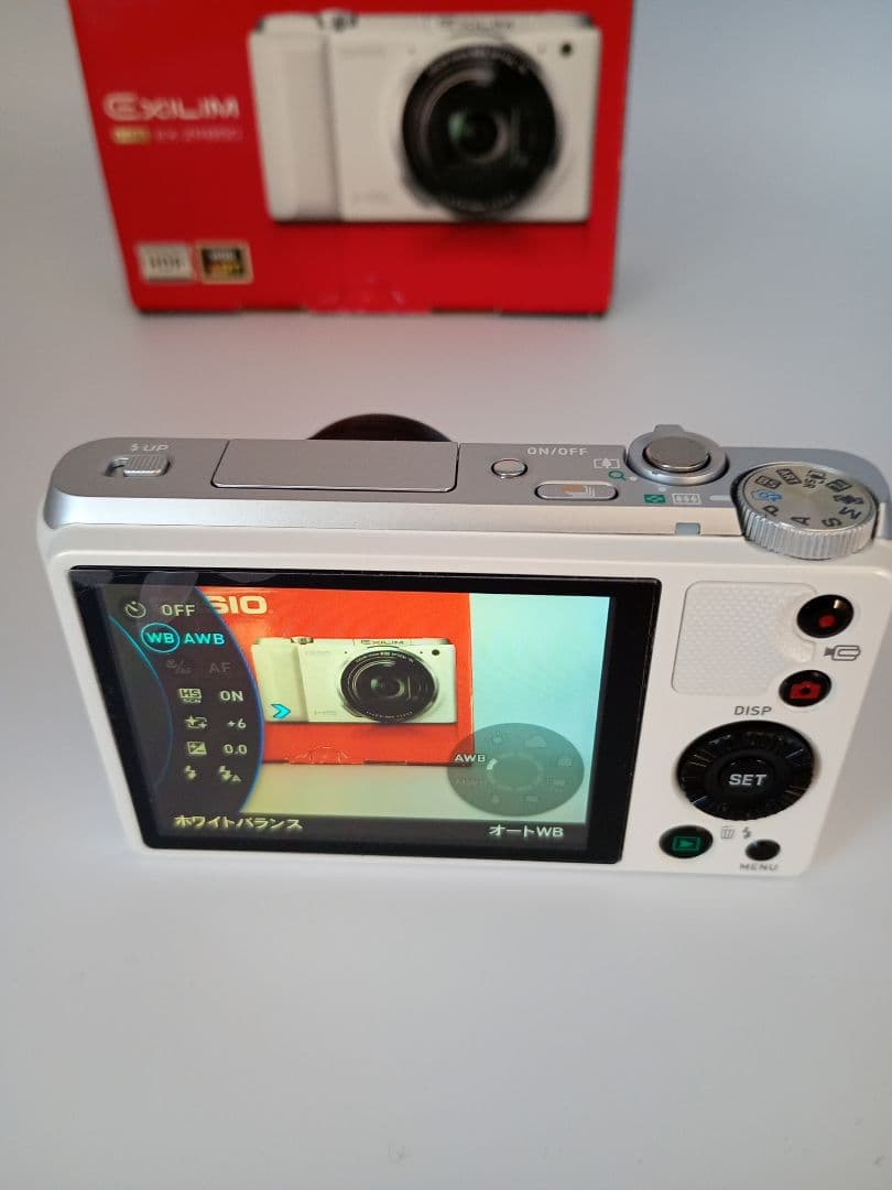 美品！CASIO EXILIM HS EX-ZR850 コンパクトデジタルカメラ