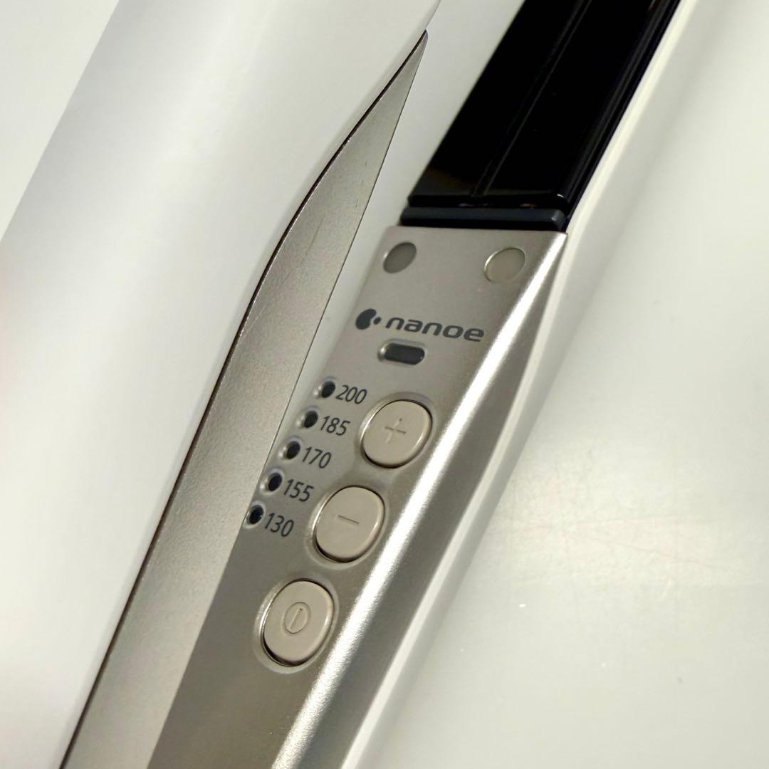 Panasonic ストレートアイロン ナノケア　EH-HS0J ホワイト