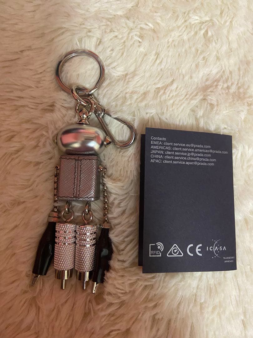 PRADA エドワード キーホルダー 最終値下げ