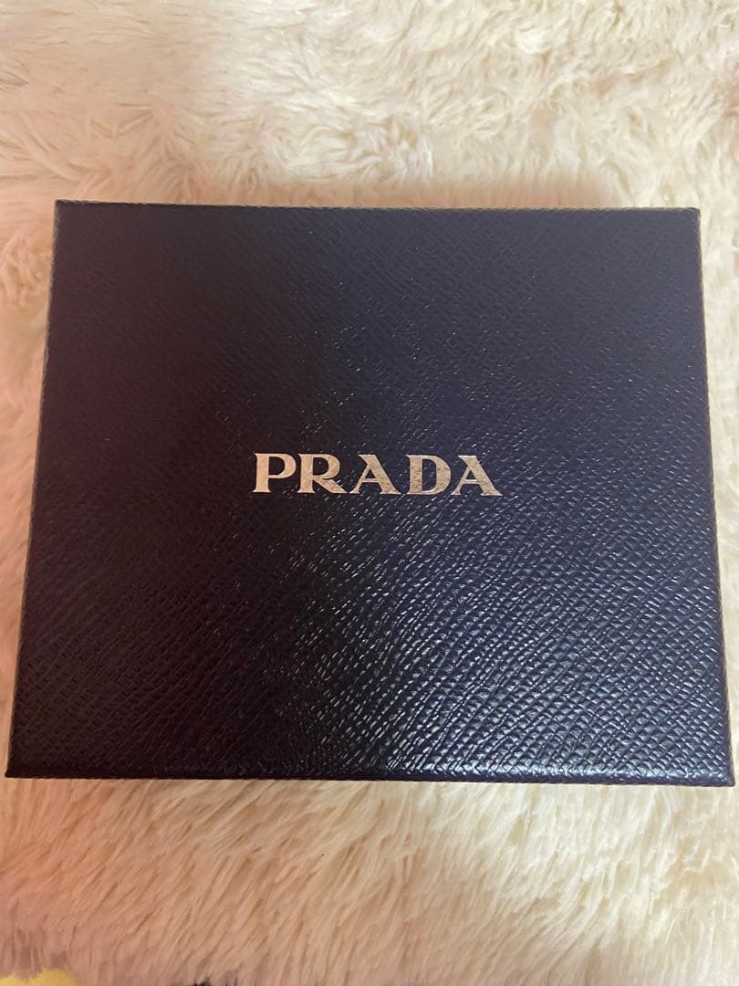 PRADA エドワード キーホルダー 最終値下げ