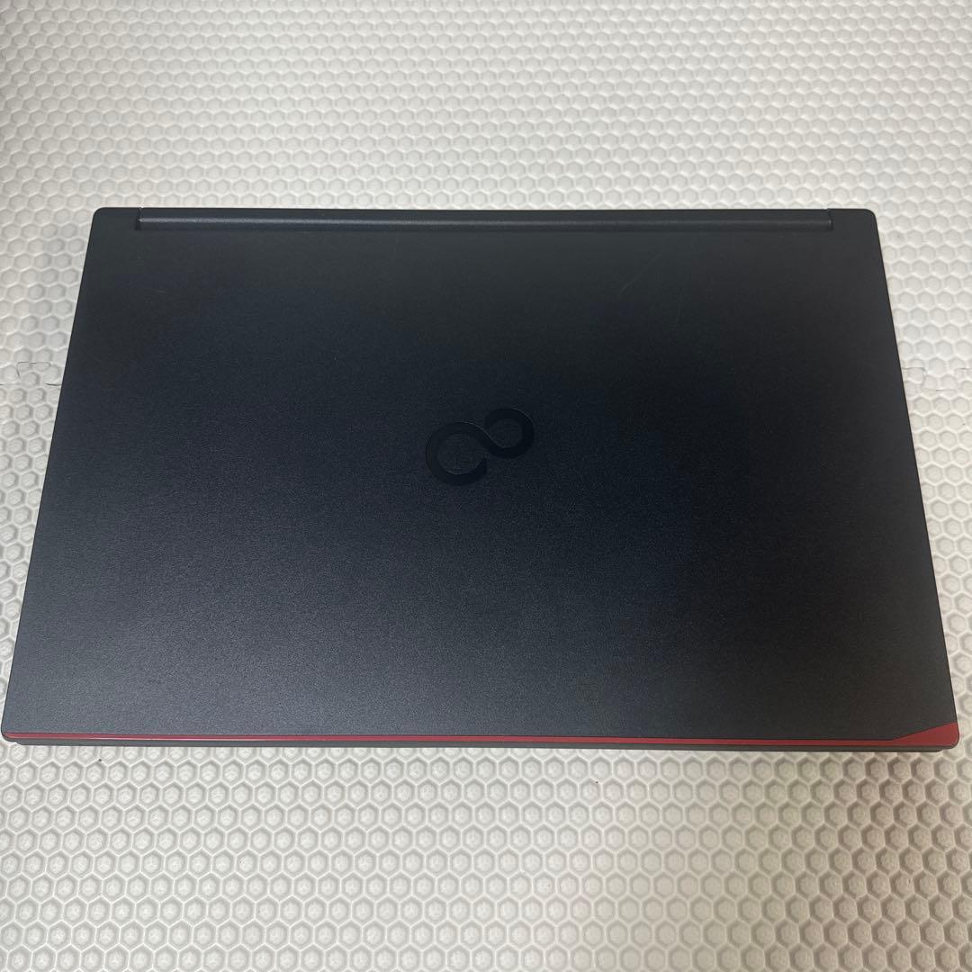 美品富士通A5511/I5十一世代/16G/512G SSD/15.6FHD