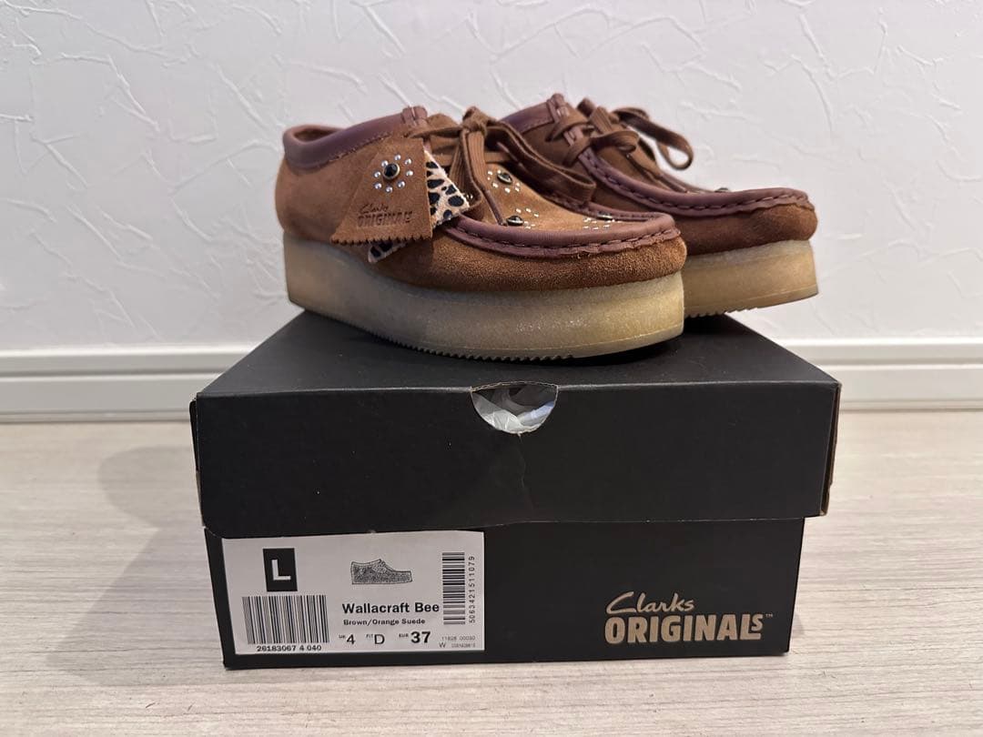 Clarks クラークス、ワラビー