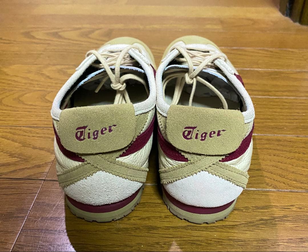carboy【Onitsuka Tiger】MEXICO66 26.5