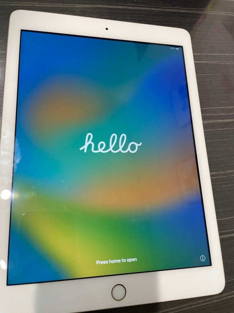 iPad（第5世代/2017） Wi-Fiモデル 128GB ゴールド