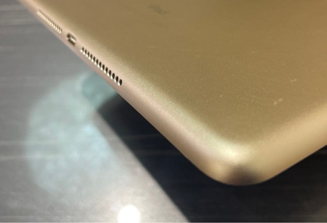 iPad（第5世代/2017） Wi-Fiモデル 128GB ゴールド