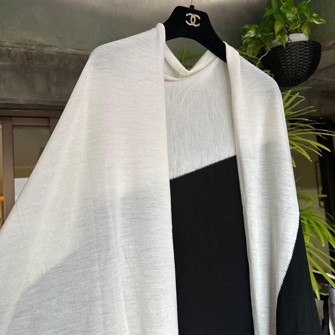 CHANEL ロゴ入りマフラー ブラック/ホワイト