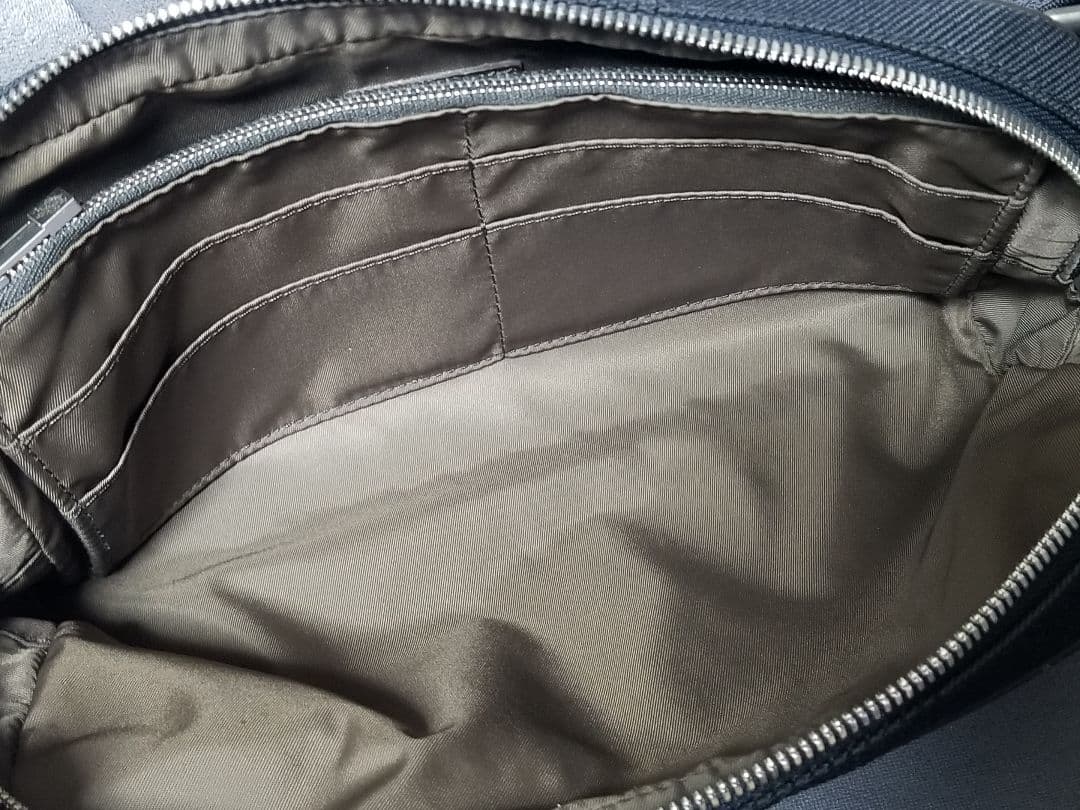 ルイヴィトン ダミエ ジェアン アクロバット ボディバッグ