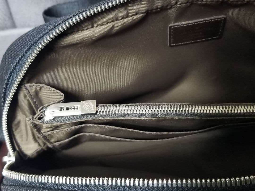 ルイヴィトン ダミエ ジェアン アクロバット ボディバッグ