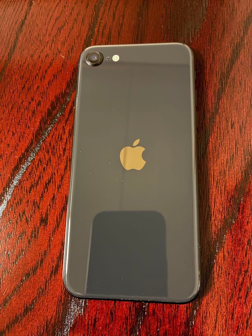 Apple iPhone SE 第2世代　本体　128GB SIMフリー