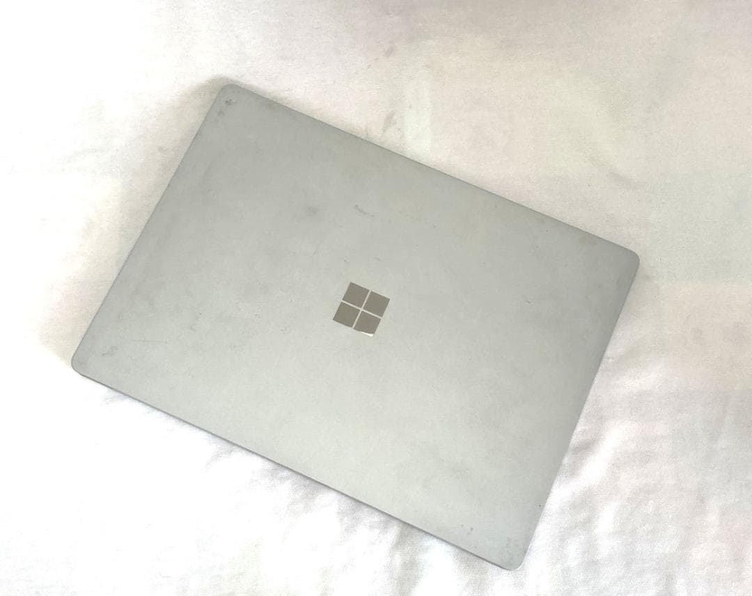 良品 13型 Surface Laptop2 薄型 タッチパネル マイクロソフト