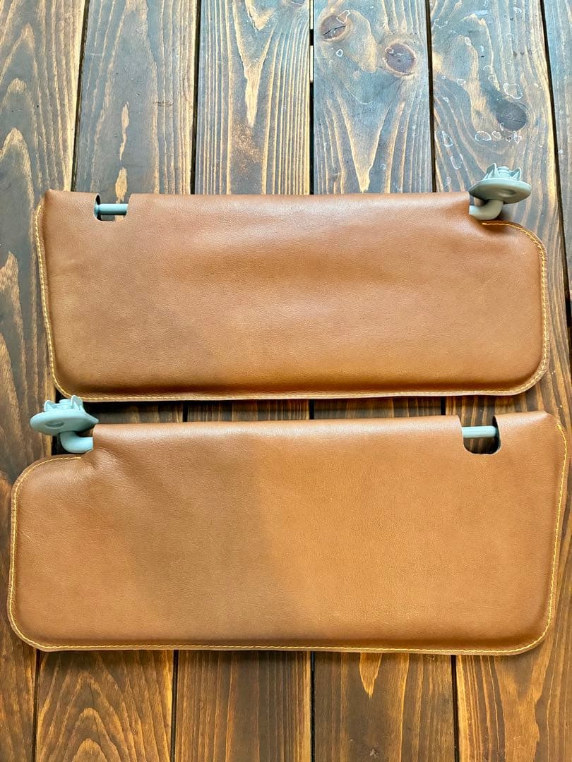 本革サンバイザーカバー キャメル オレンジステッチ バニティミラー×1