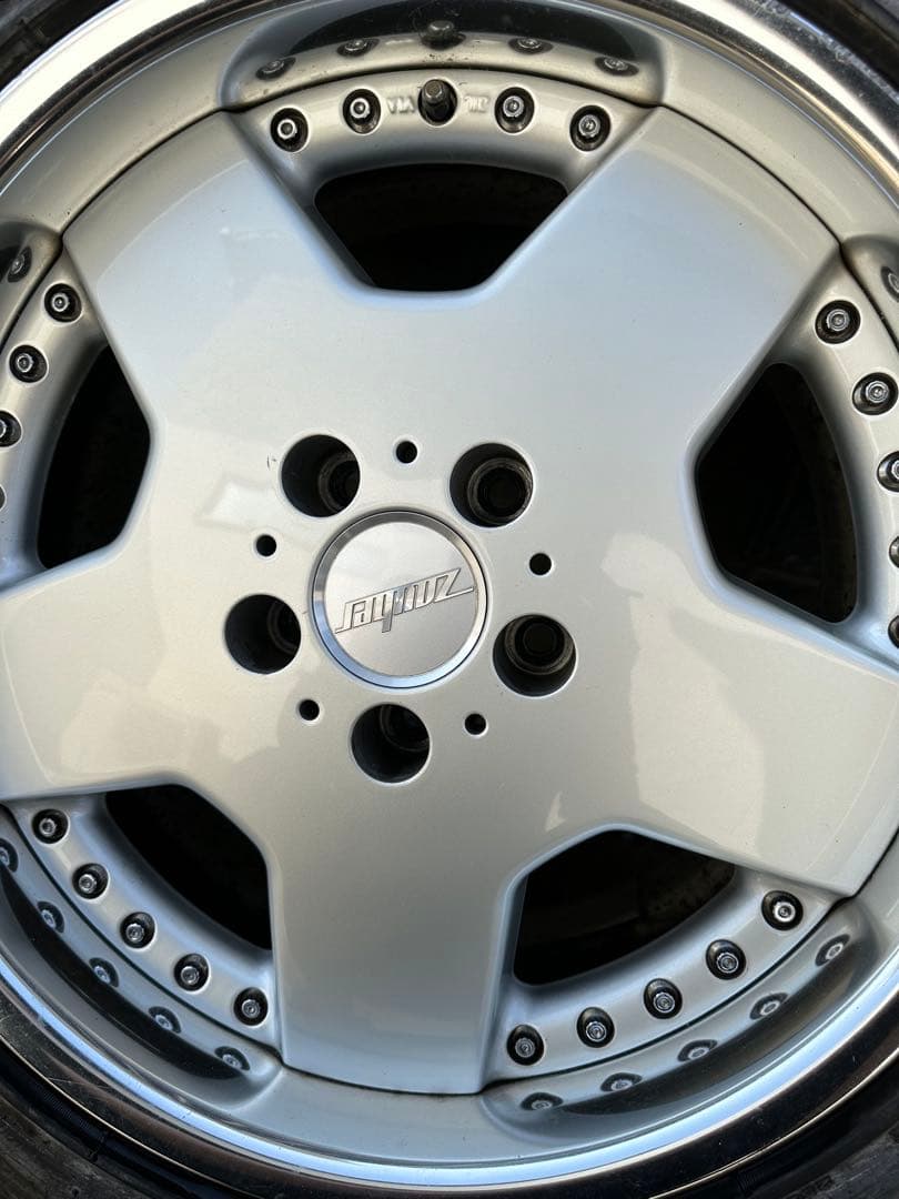 しゅー ザウバーディッシュ 17インチ