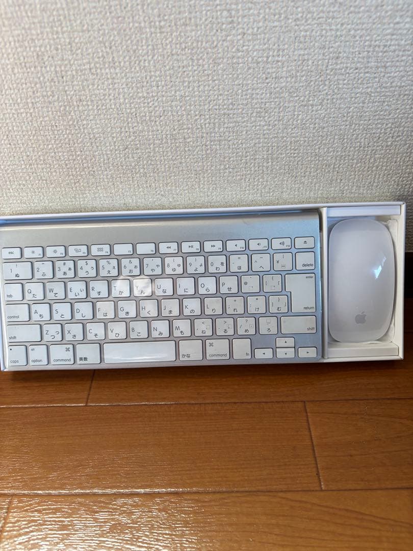 iMac ME086J/A 中古品　通電確認済み　マウス　キーボード付き