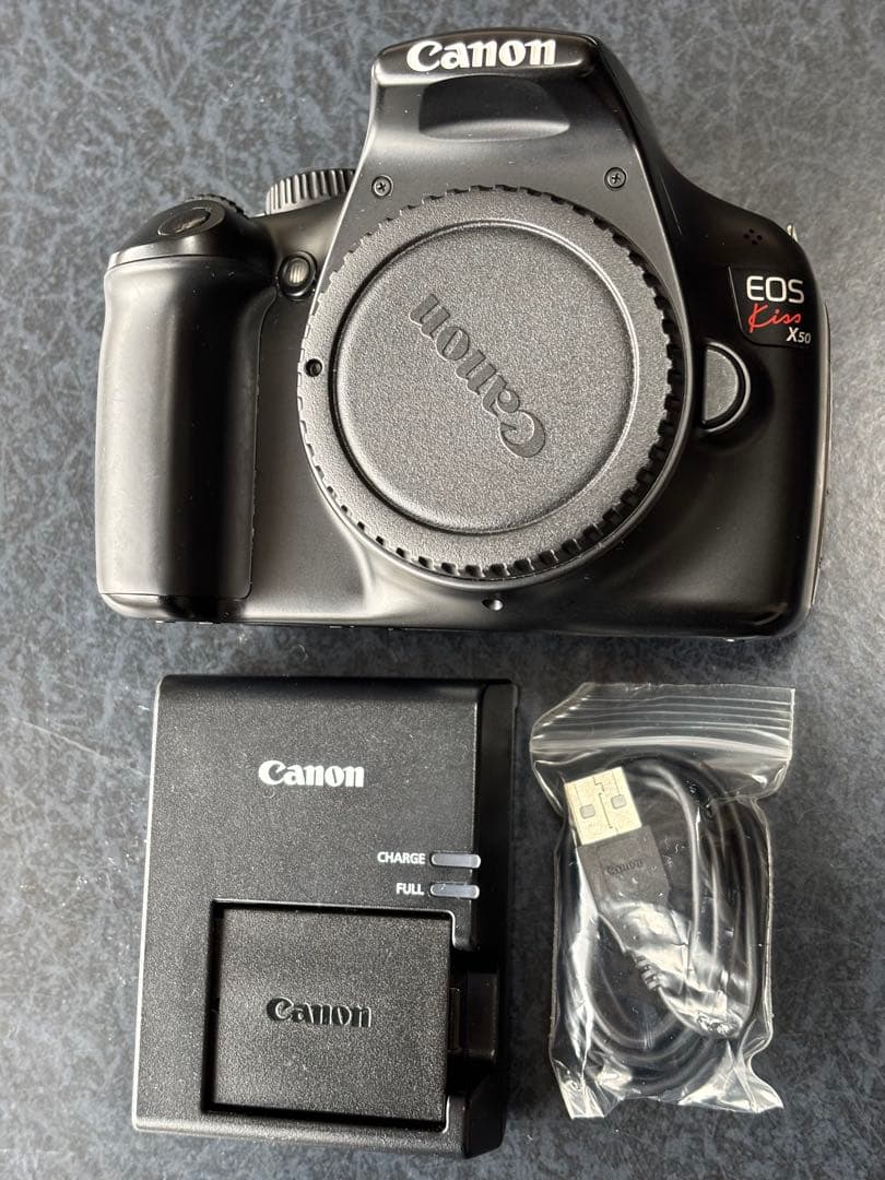 Canon EOS Kiss X50 デジタル一眼レフカメラ