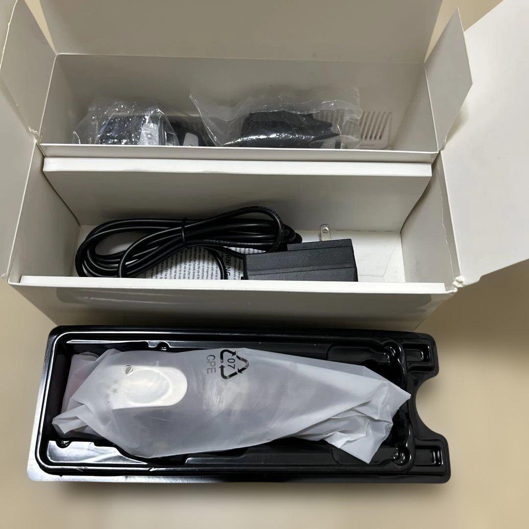 未使用品WAHL Magic Clip コードレスバリカン　レッド