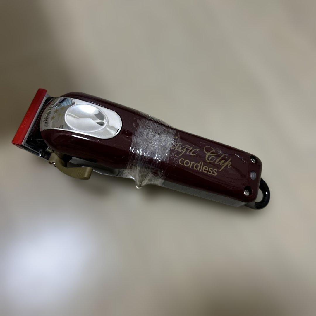 未使用品WAHL Magic Clip コードレスバリカン　レッド