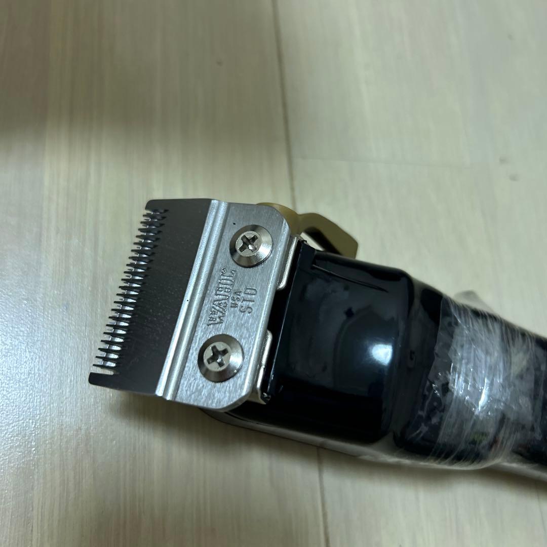 未使用品WAHL Magic Clip コードレスバリカン　レッド