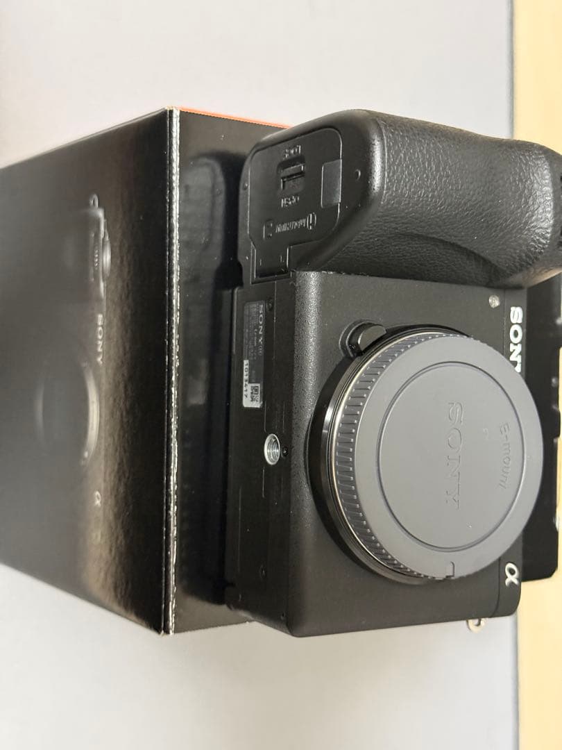 【もうすぐ取り下げます】【美品】SONY α6700 ミラーレスカメラ