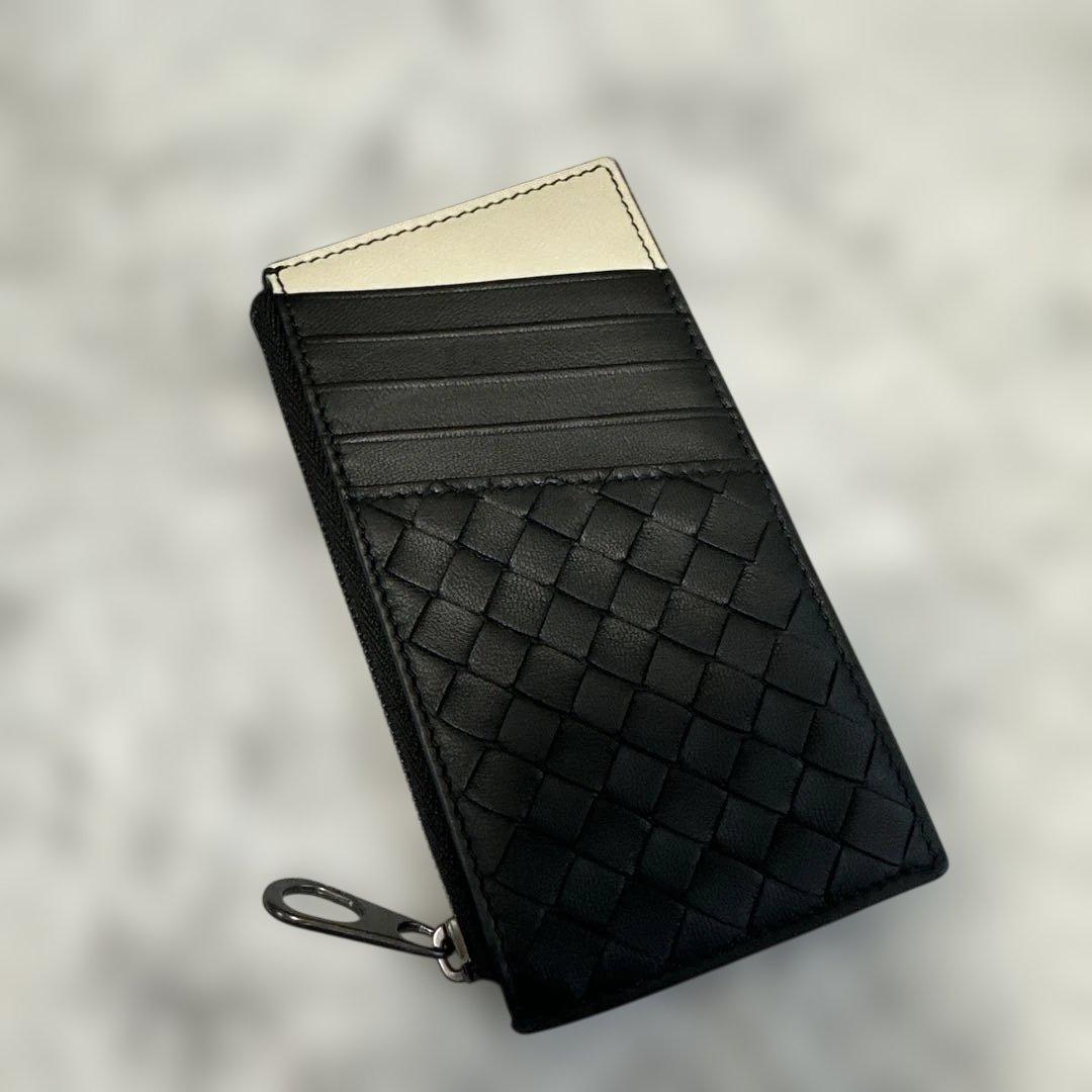 BOTTEGA VENETA レザー　ケース