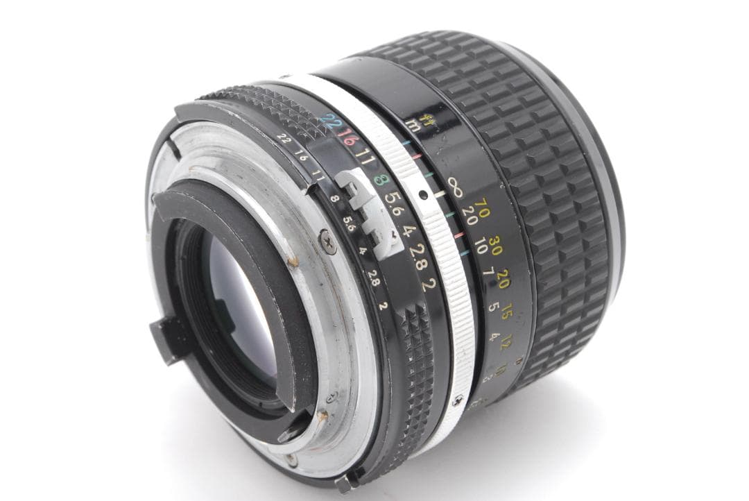 ニコン Nikon Ai NIKKOR 85mm f/2 MF レンズ 単焦点