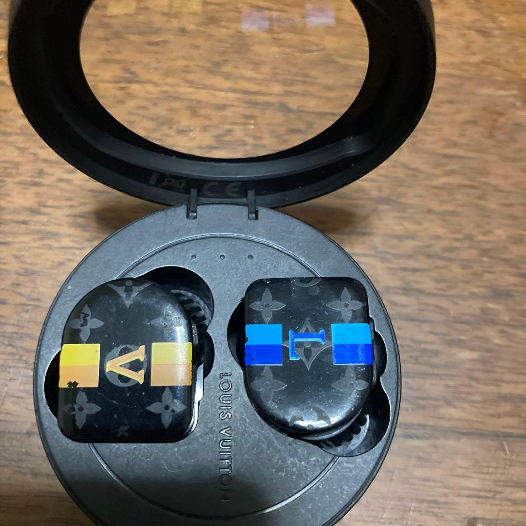 ルイヴィトン　イヤホンBluetooth