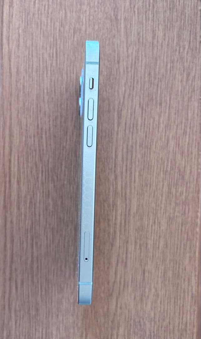 iPhone 12 128GB グリーン simフリー 背面割れあり