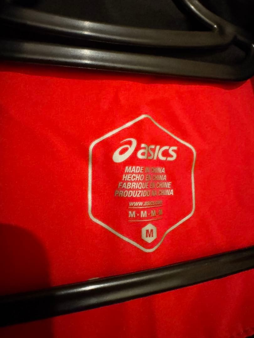 新品未使用　アシックス ウィンドブレーカー4点セット