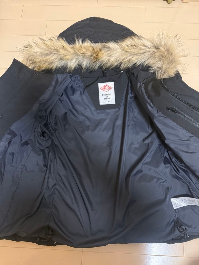 ダントン　フェイクファーフーデッドダウンジャケットDT-A0007LAS