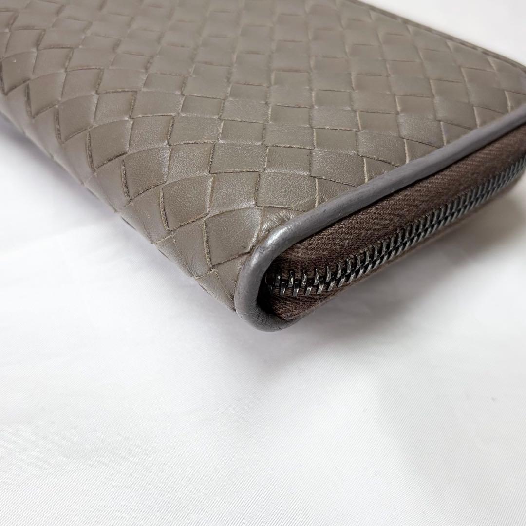 【美品】　ボッテガヴェネタ　長財布　イントレチャート　ラウンドファスナー