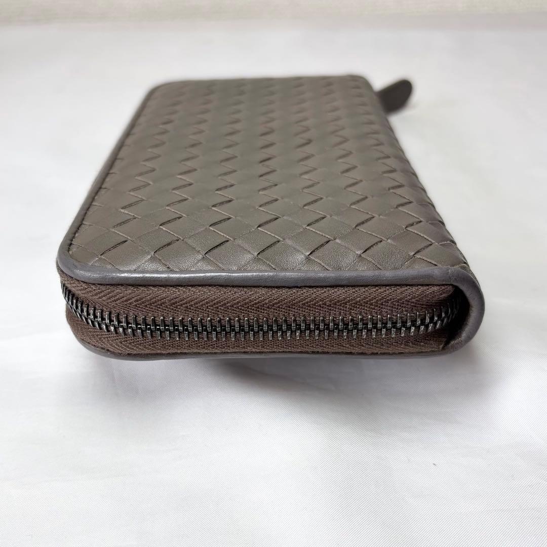 【美品】　ボッテガヴェネタ　長財布　イントレチャート　ラウンドファスナー