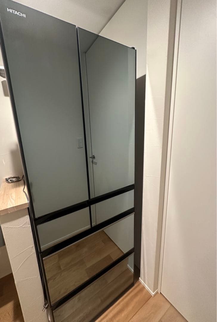 【ミラータイプ】HITACHI R-KX57N(X)大型冷蔵庫 567L 両開き