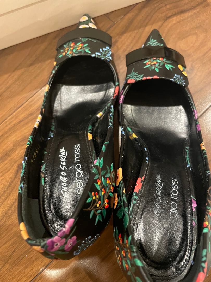 ✨極美品✨セルジオロッシ×ショウゴセキネ コラボ sr1 パンプス