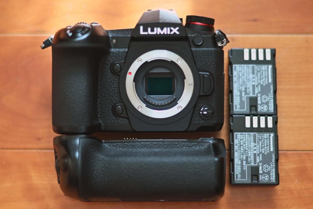 LUMIX G9Pro ミラーレス ボディ バッテリーグリップ付 美品1377枚