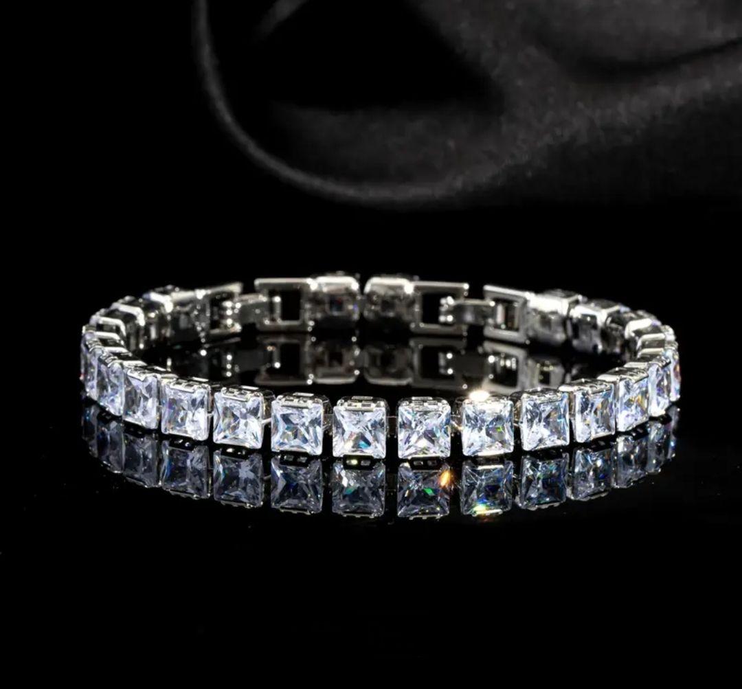 テニスチェーンとスクエアカットブレスレット　560656(⌒‐⌒)