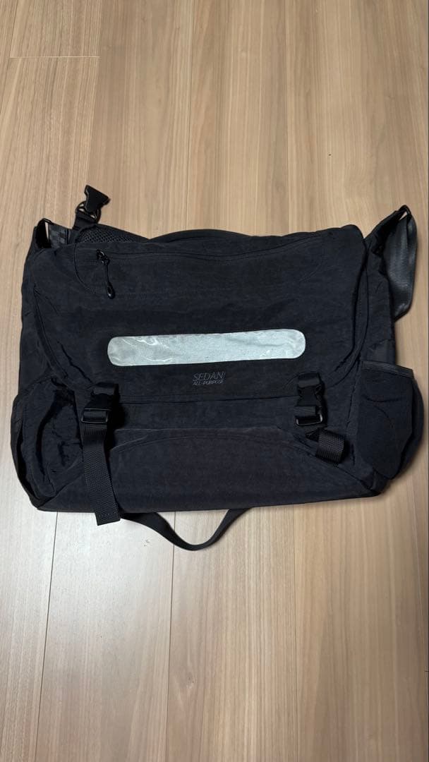 SEDAN ALL-PURPOSE メッセンジャーバッグ ブラック