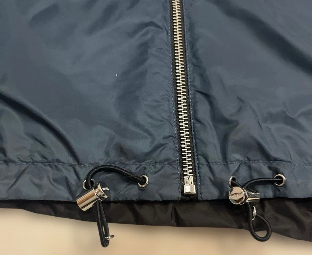 プラダナイロンジャケット(リバーシブル)(ブラック)