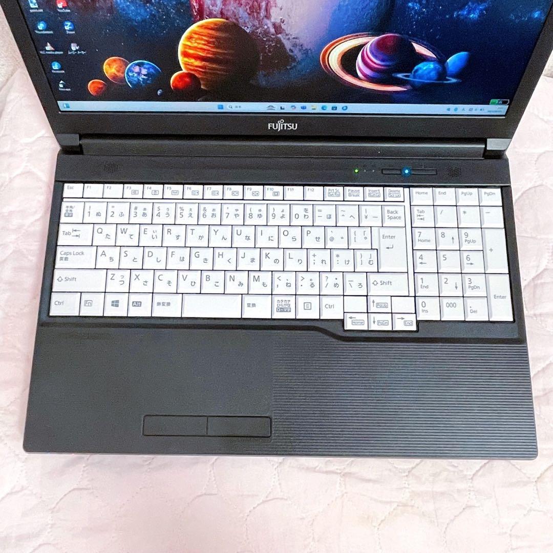 【高級機・極美品】2020年製 第10世代Corei7 SSD512G カメラ