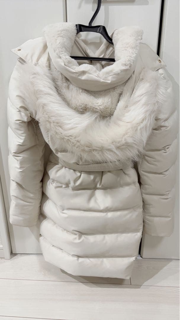 ZARA WIND PROTECTION セミロング丈フード付きダウンジャケット