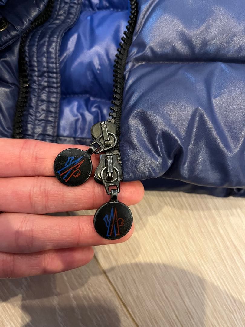 モンクレール　キッズ　ダウン