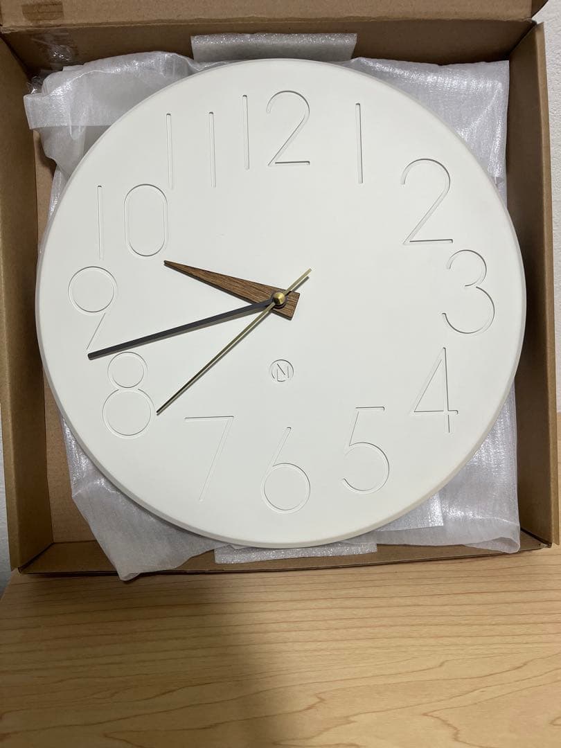 Smuk Wall Clock ホワイト