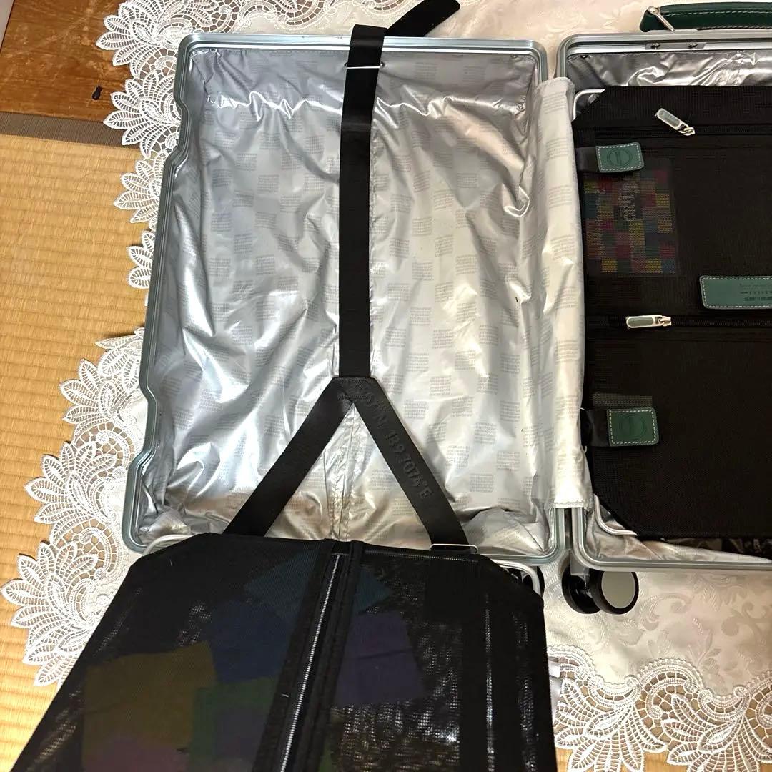 美品　innovator inv1811 stp COOL GRAY 36L