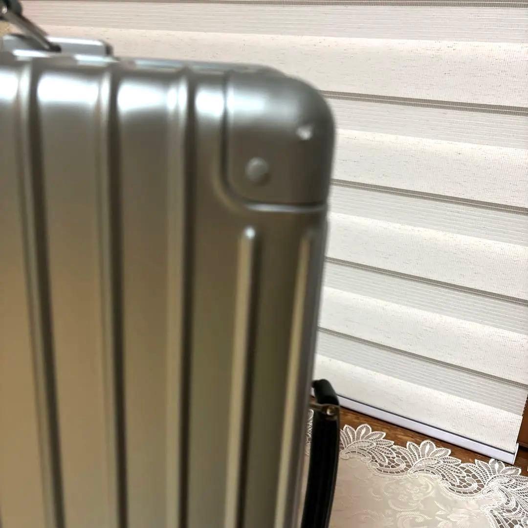 美品　innovator inv1811 stp COOL GRAY 36L