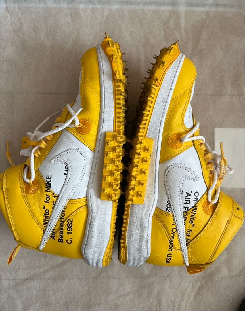 Off-White x NIKE コラボシューズAirForce 1 Mid