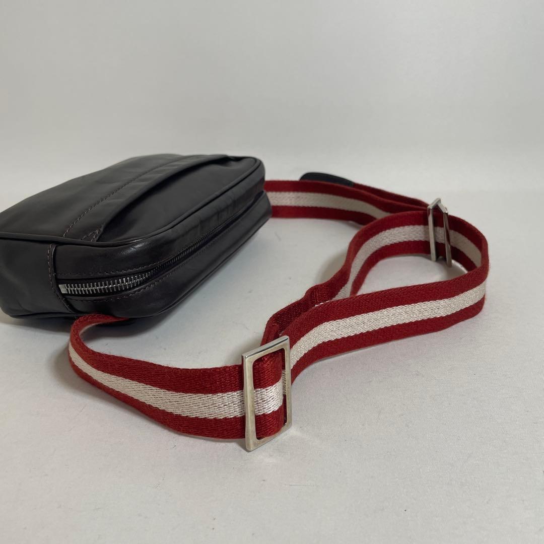 2601-181｜美品｜バリー ボディバッグ レザー ダークブラウン