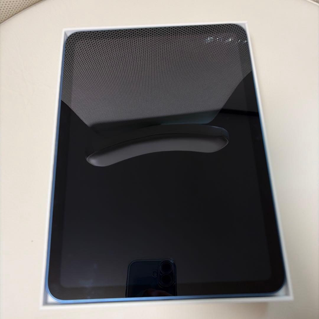 iPad 第11世代　ブルー　A16 128GB 新品