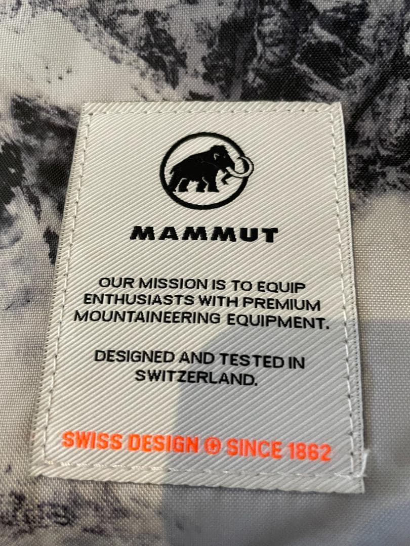 MAMMUT メッセンジャーバッグ ブラック